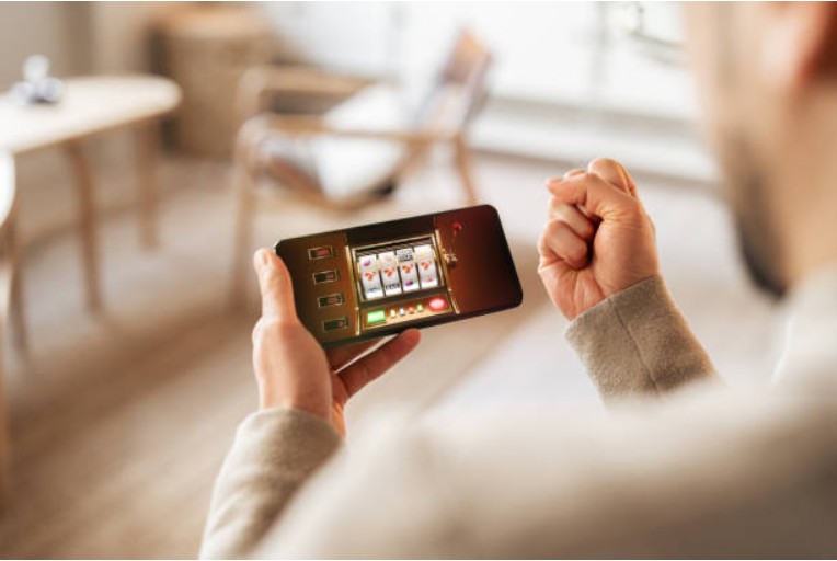 Online Slot Mechanics: From Classic Paylines to Cluster Pays